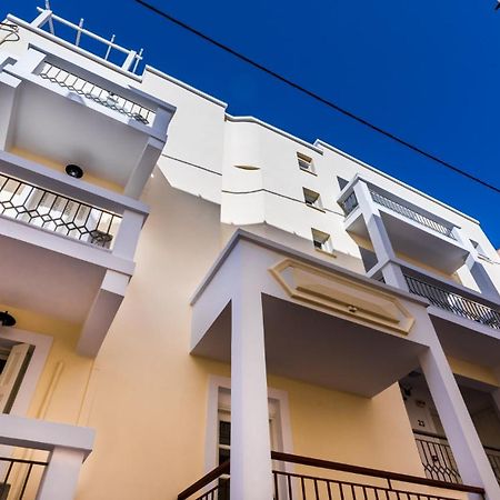 Aparthotel Lemon Tree House Kárpatos Exterior foto